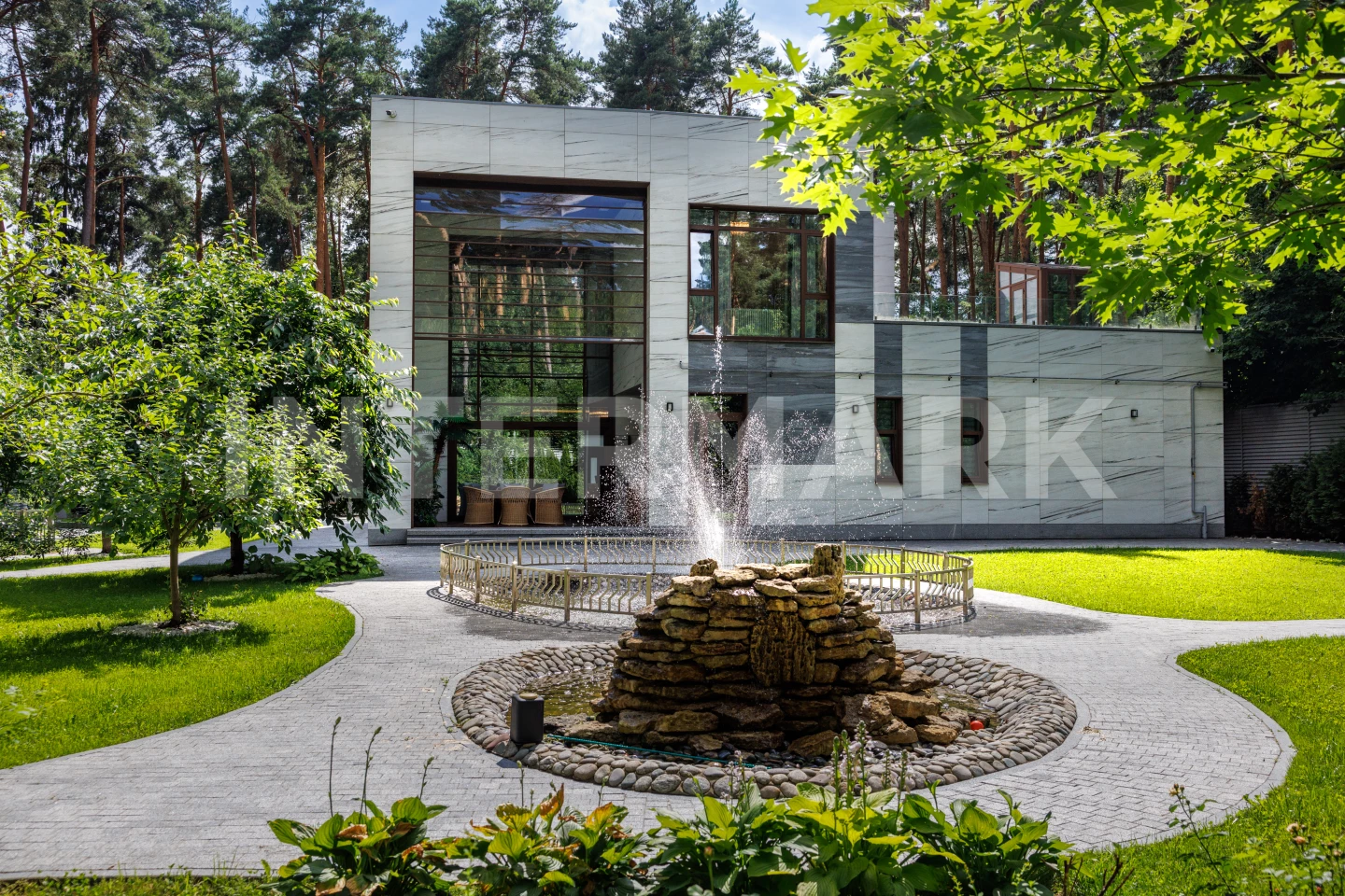   Rublevo-Uspenskoe, 6 км, Photo 1