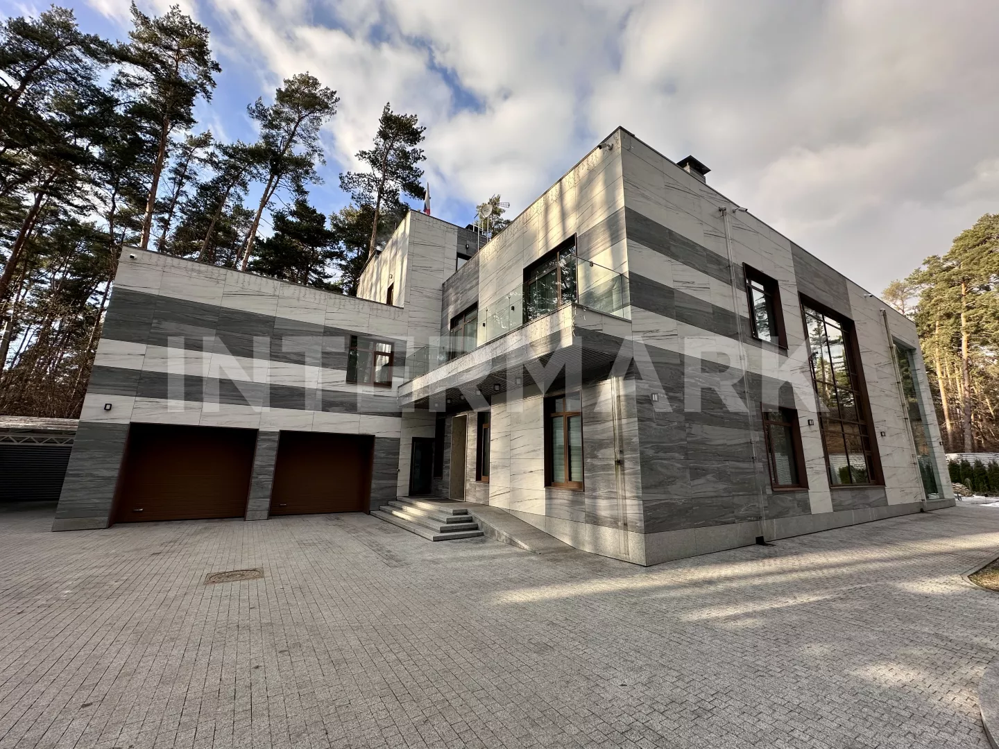   Rublevo-Uspenskoe, 6 км, Photo 1