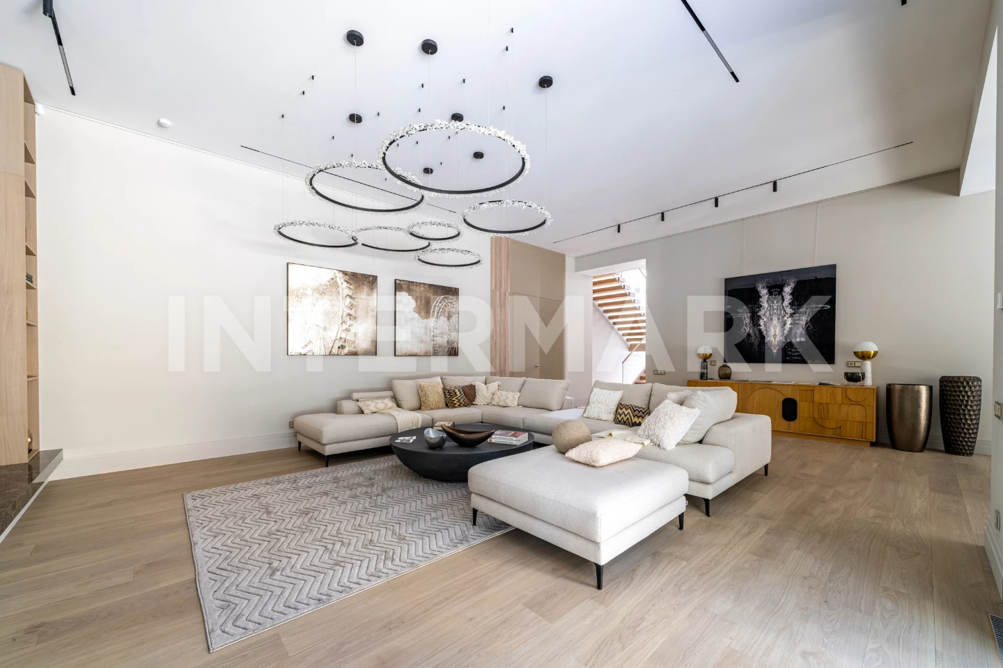   Rublevo-Uspenskoe, 25 км, Photo 1