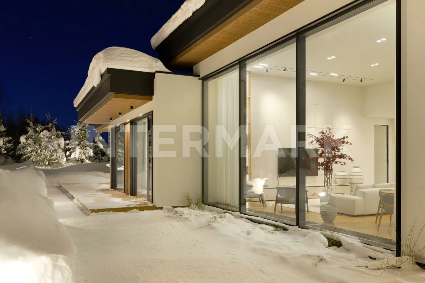  КП "Эмеральд Вилладж (Emerald Village)" Новорижское шоссе, 70 км, Фото 1