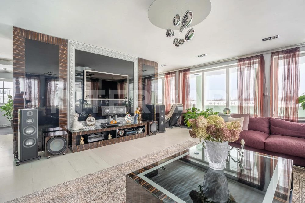 Квартира, 6 комнат  Береговая улица,  8, Фото 1