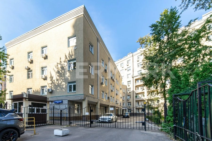 Apartment, 7 rooms  pereulok Krasina,  16s1, Photo 1