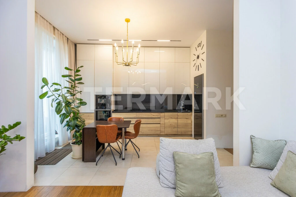 Квартира, 3 комнаты  бульвар Братьев Весниных,  2, Фото 1