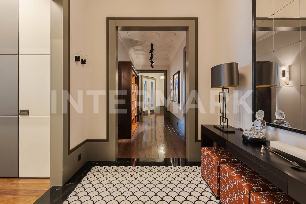 Квартира, 6 комнат &nbsp; улица Пречистенка, 13, Фото 1