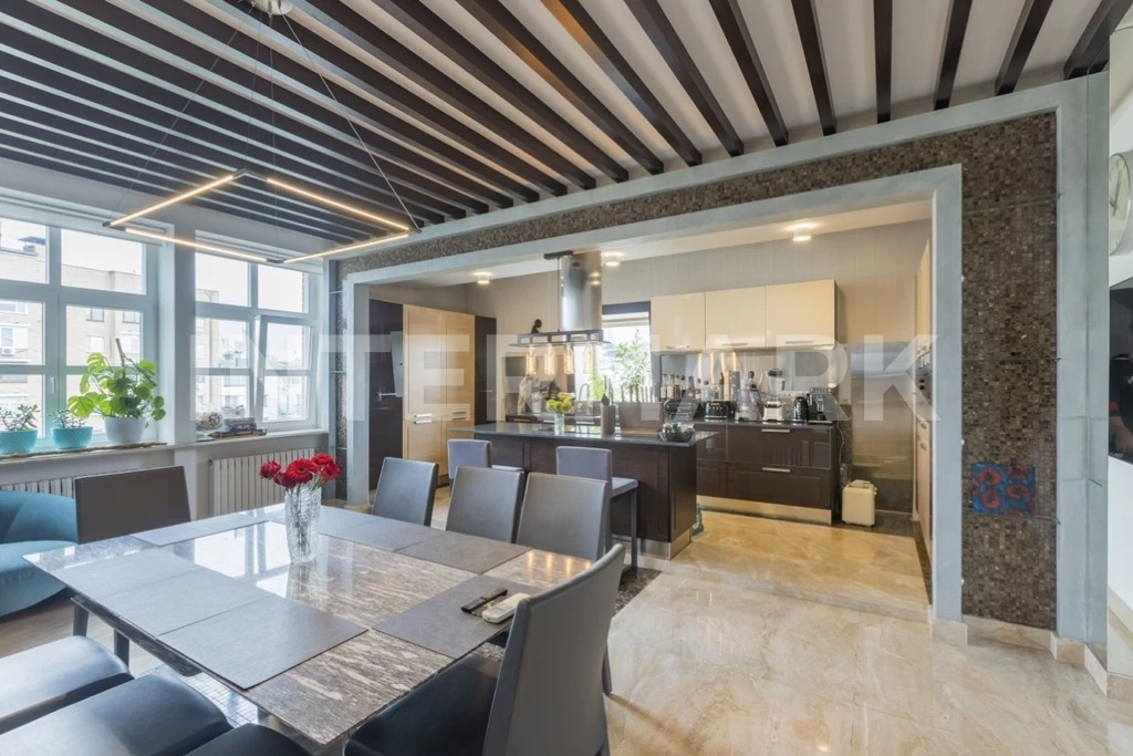 Квартира, 6 комнат  Малый Козихинский переулок,  3, Фото 1