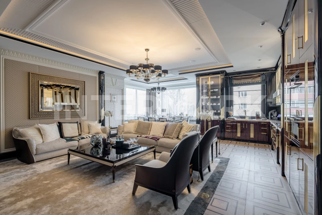 Квартира, 5 комнат  Малый Лёвшинский переулок,  5к2, Фото 1