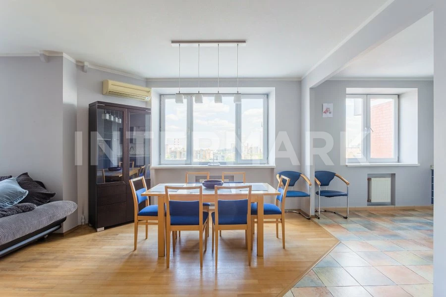 Квартира, 3 комнаты &nbsp; Алымова улица, 3, Фото 1