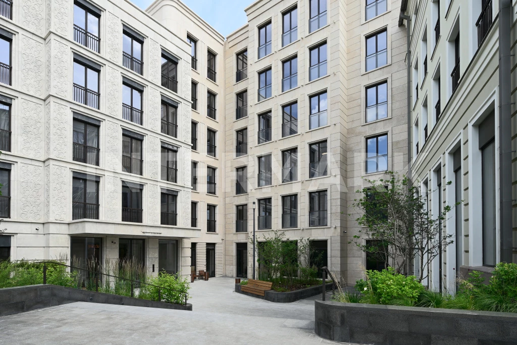 Apartment, 5 rooms  Sofiyskaya naberezhnaya,  18, Photo 1