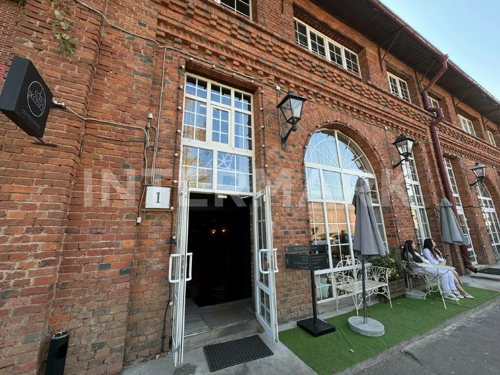 For sale 5.  Shopping center Baumanskaya ulitsa, 11s8, Photo 1