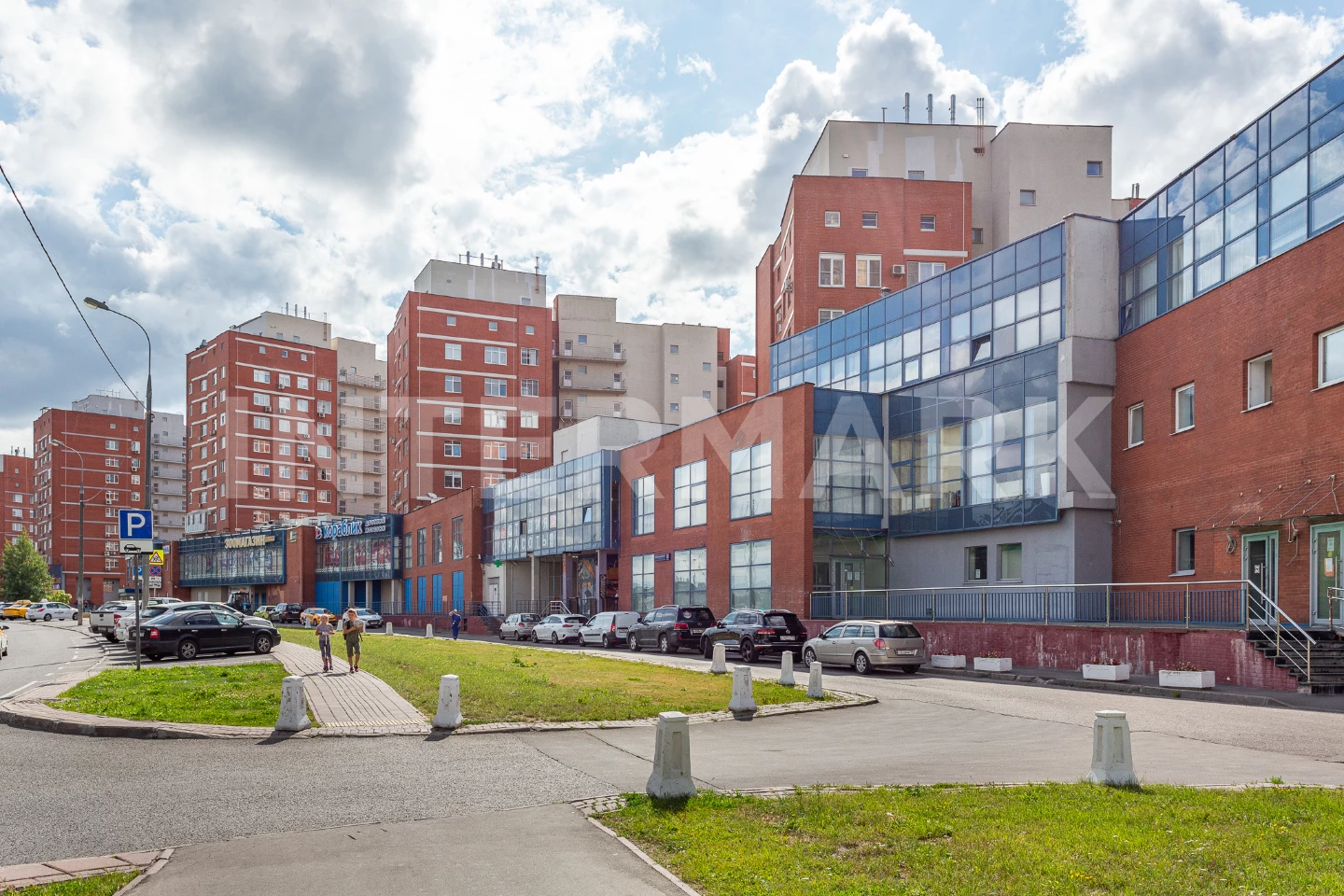  ТЦ с супермаркетом Перекресток Россия, Москва, Соколово-Мещерская улица, 29, Фото 1