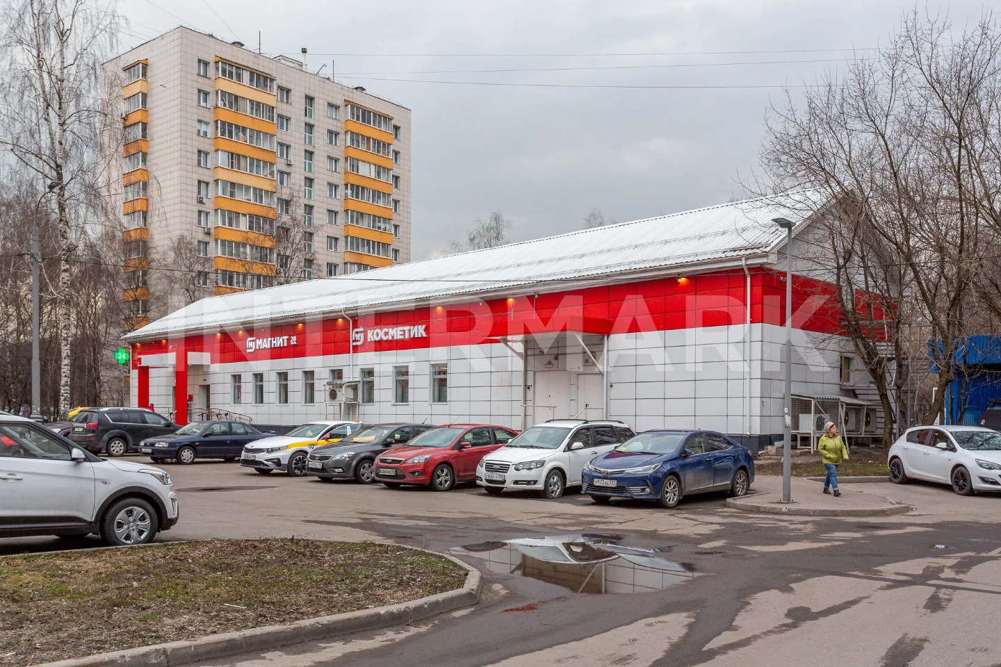   Магнит и аптека в спальном районе Москва, улица Дыбенко, 28с2 , Фото 1