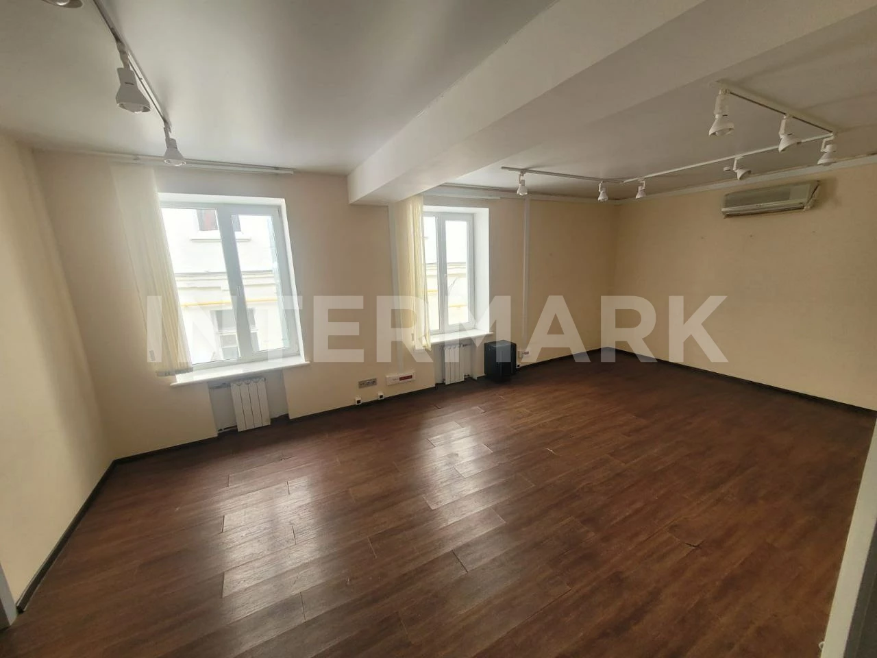 Снять в аренду  Офисное здание у м. Китай-город Москва, Хохловский переулок, 10с3, Фото 1