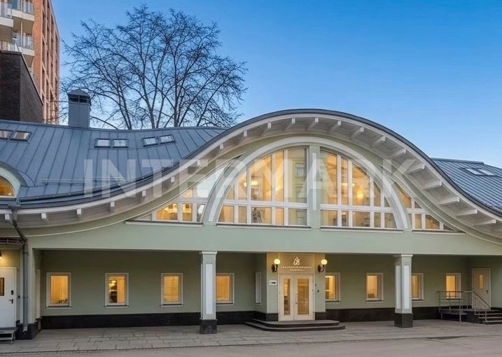 Снять в аренду  Особняк на Таганке  Москва, улица Земляной Вал, 68/18с3, Фото 1