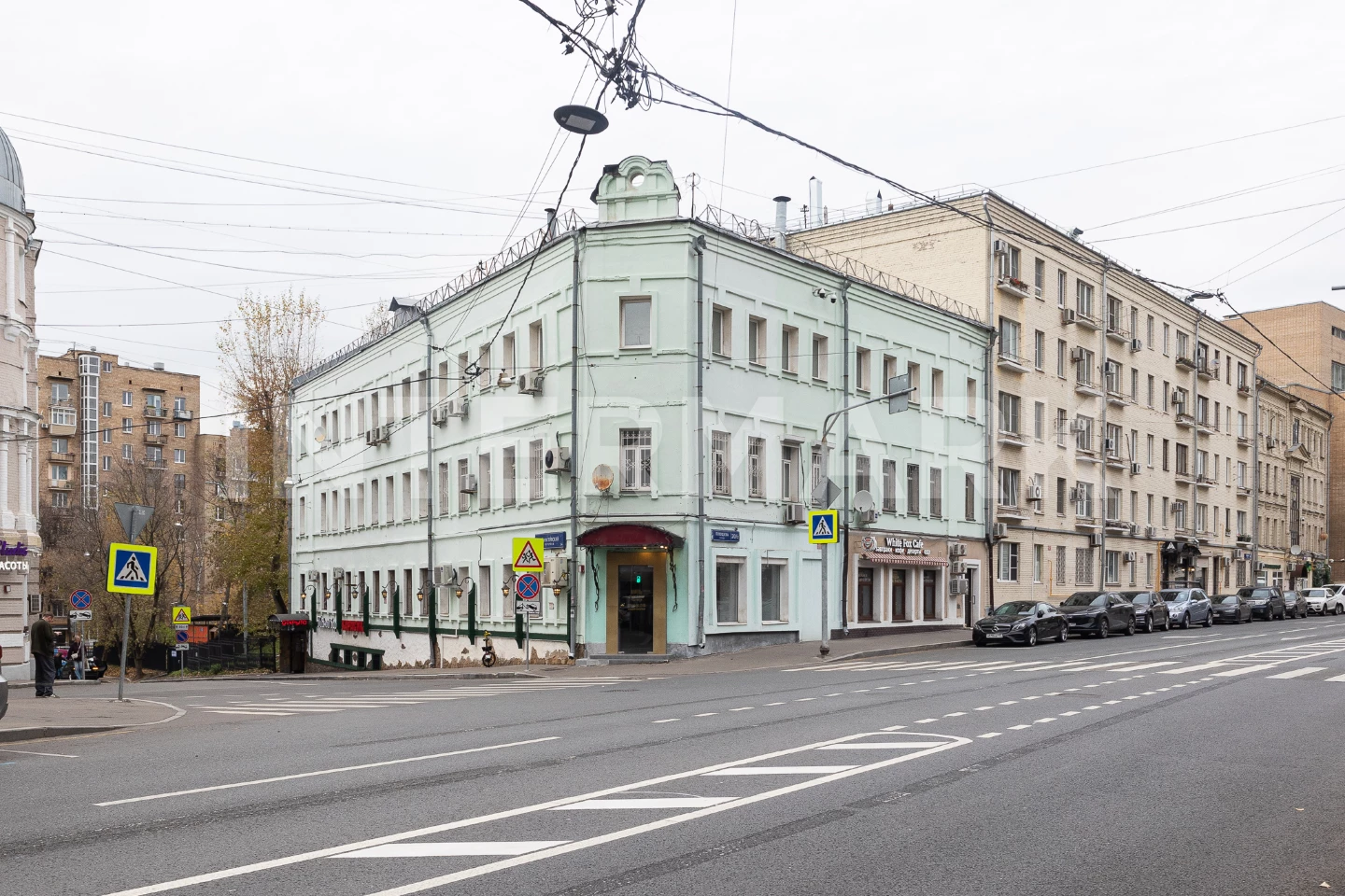  Помещение с кафе на Плющихе Москва, улица Плющиха, 20/2, Фото 1