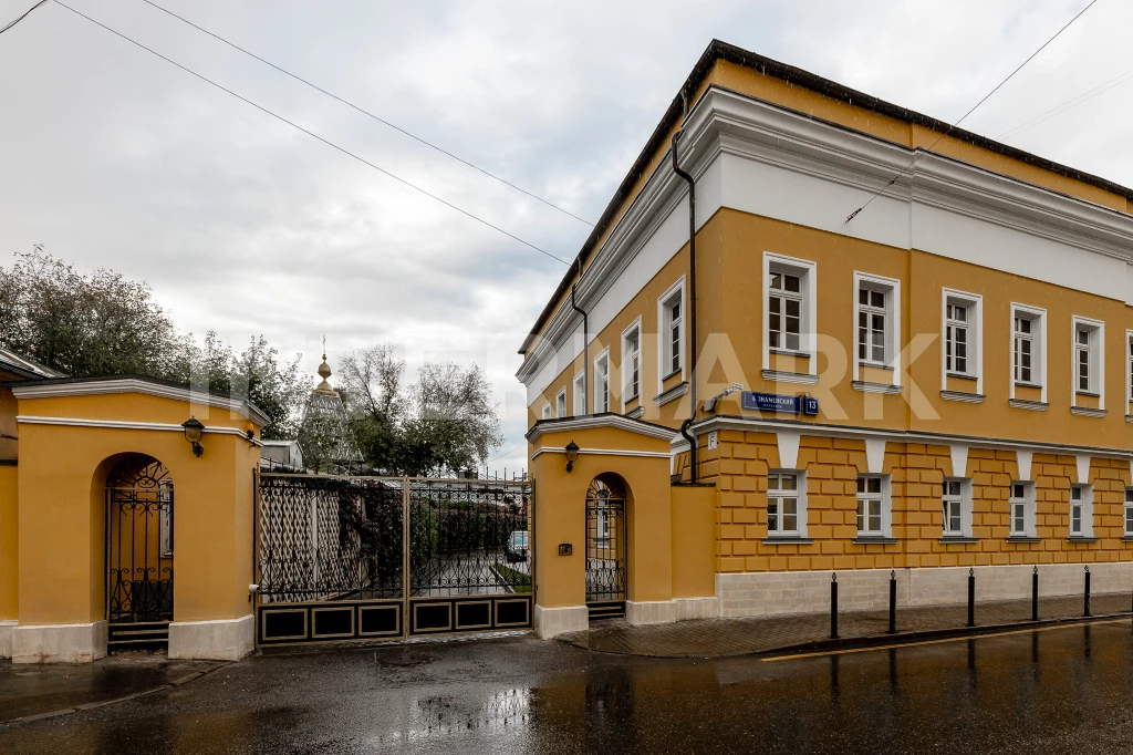 Residential complex Znamenskie Palaty Bolshoy Znamensky Lane, 13, str. 1, Photo 1