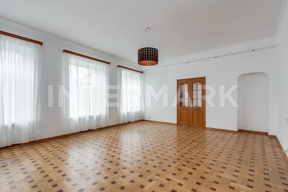 Apartment, 5 rooms  Sverchkov Lane, 10, Photo 1