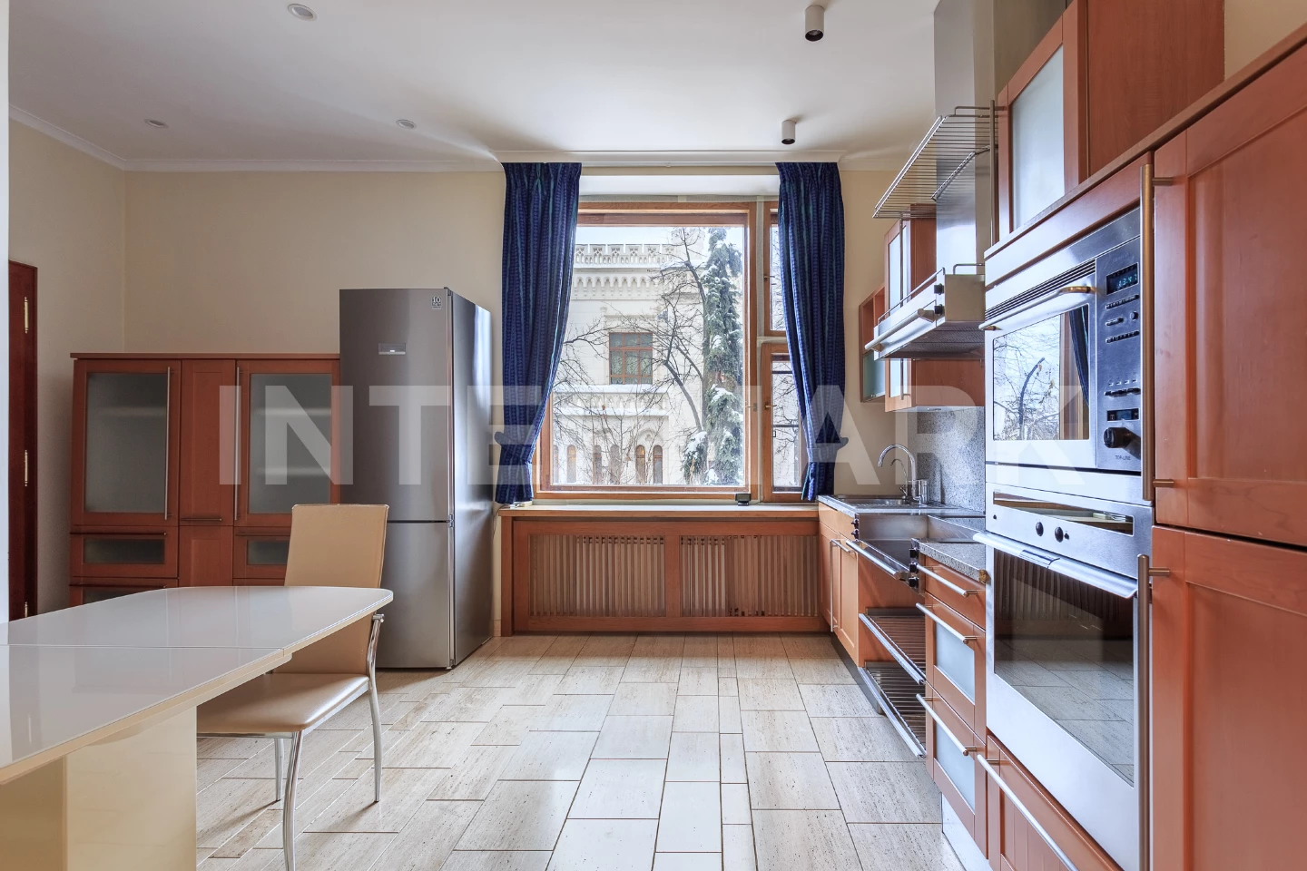 Apartment, 2 rooms  Spiridonovka Street, 19, Photo 1